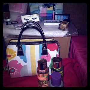 Make up eyelashes body spray by VS